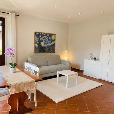 Vanda House Cannobio